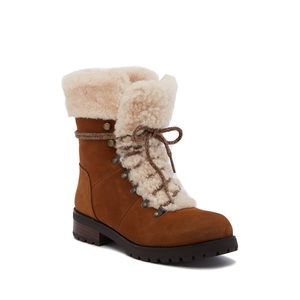 UGG Fraser Boots